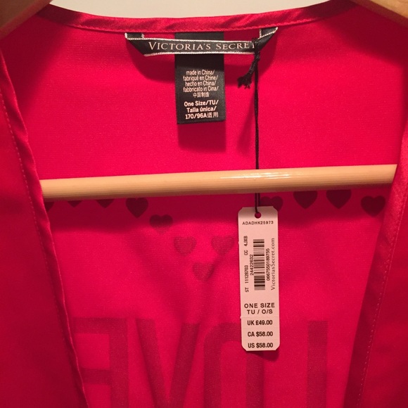 Victoria’s Secret Red Silky LOVE Kimono Robe - Picture 4 of 4
